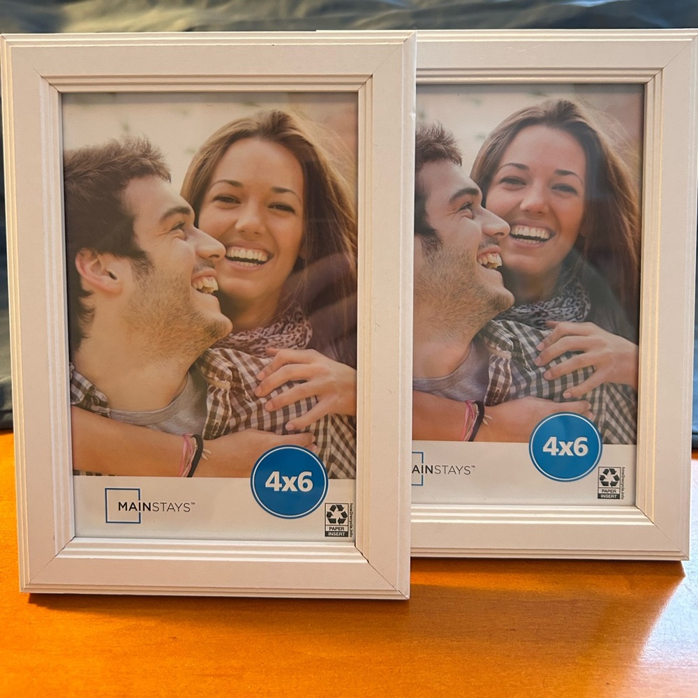 Mainstays Classic White 4x6 Picture Frame Duo